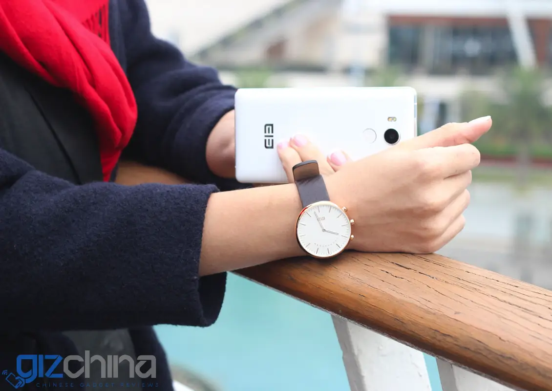 Elephone release photos of their ‘traditional’ smartwatch