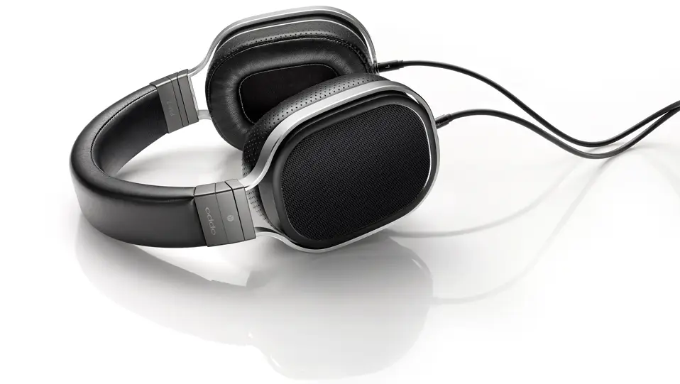 Oppo PM2 headphones bring the similar specs as the PM1 but a lower price