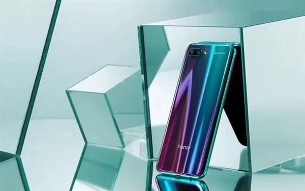 Honor 10 8GB RAM Version To Arrive On July 24 As GPU Turbo Drops