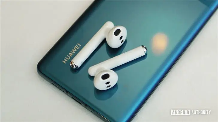 Huawei FreeBuds 3 - first Bluetooth 5.1 wireless headset commence pre-sale