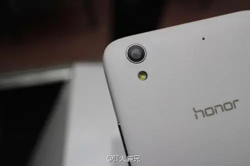 Huawei Honor Play 4 brings 64-bit computing, 4G LTE to all