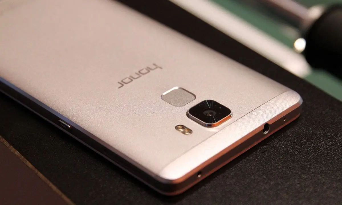 Huawei V9 will soon be available worldwide as Honor 8 Pro