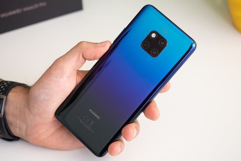 Huawei Mate 20 Pro red and comet blue versions appears online