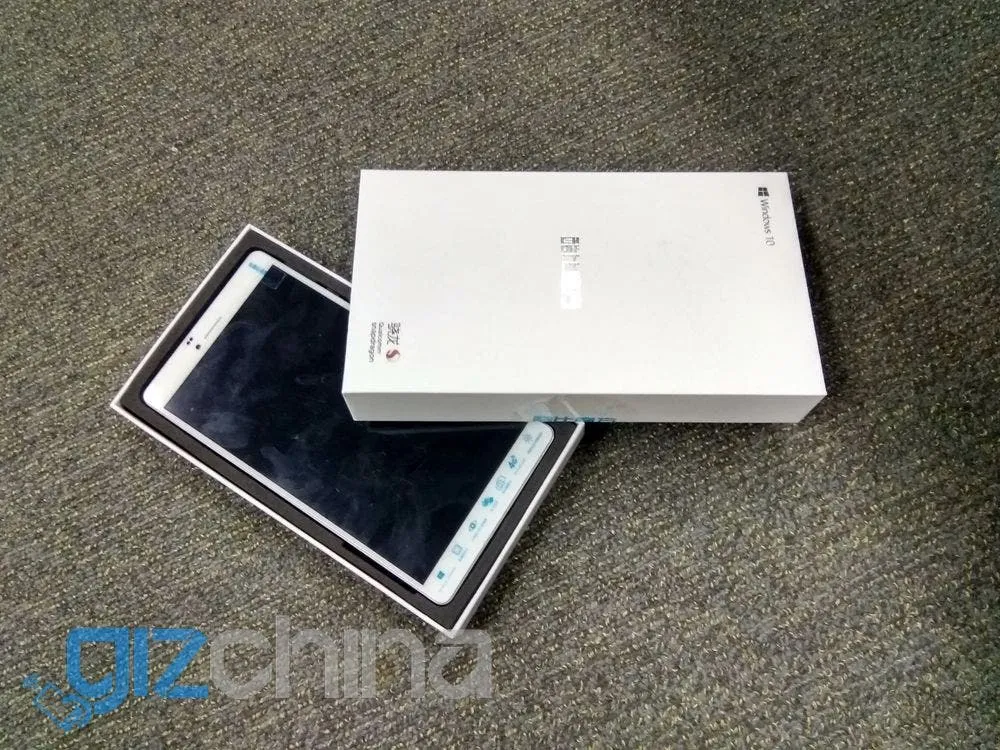Cube WP10 is a big phablet that runs Windows 10 Mobile
