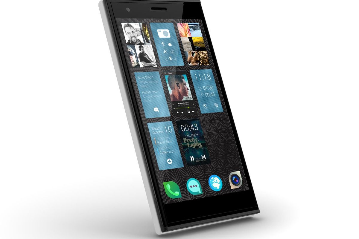 Jolla smartphone makes its debut in India