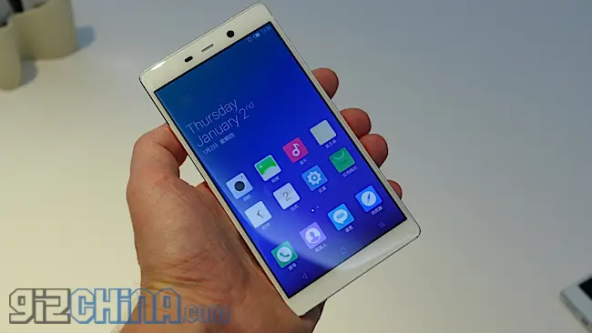 Hands on with the IUNI U3 - Amazing hardware, quality and price!