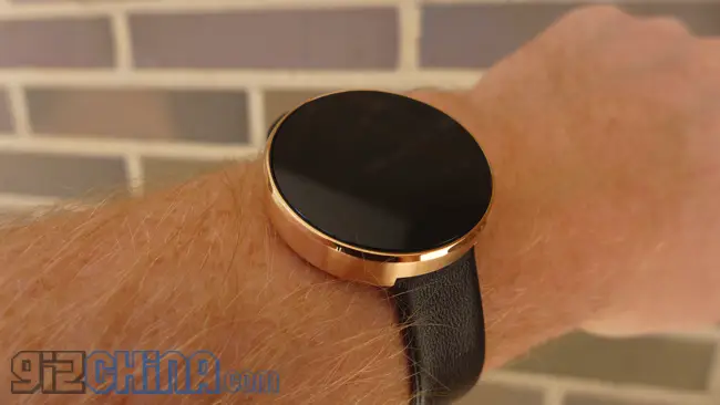InWatch Pi review - a wearable you cannot wear