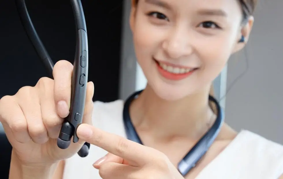 LG announces Tone Platinum with Google assistant button and real-time translate
