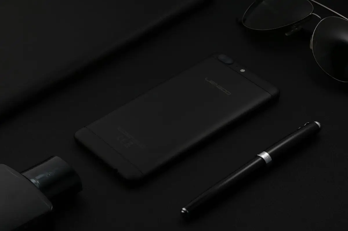 Full specs of the Leagoo T5 revealed + official video