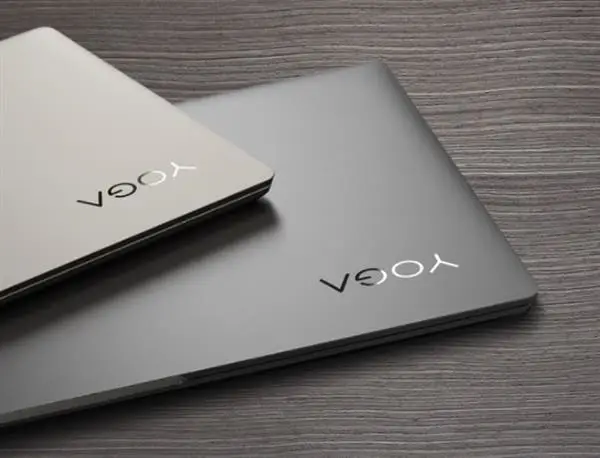Lenovo YOGA S940 notebook with a 4K 3D curved glass hit the shelves