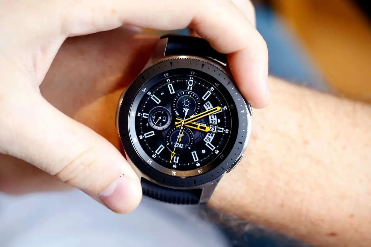 Samsung's Next Galaxy Watch Appears on FCC Listing, Reveals More Information