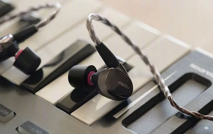 Meizu LIVE Four Unit Iron Headphone Released For 1599 Yuan ($234)