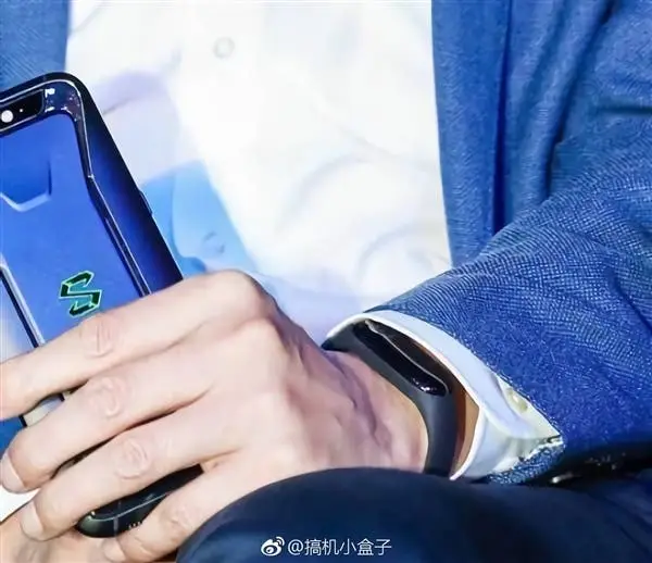 Xiaomi Mi Band 3 Supports "Wrist Lift"