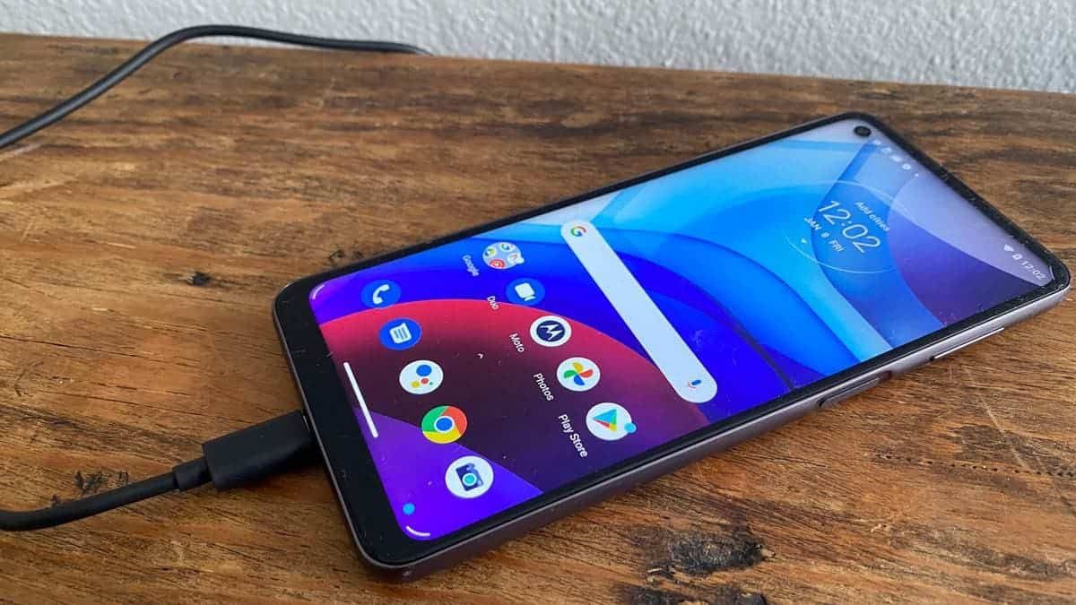 TOP 5 mobile phones with the best battery in 2022