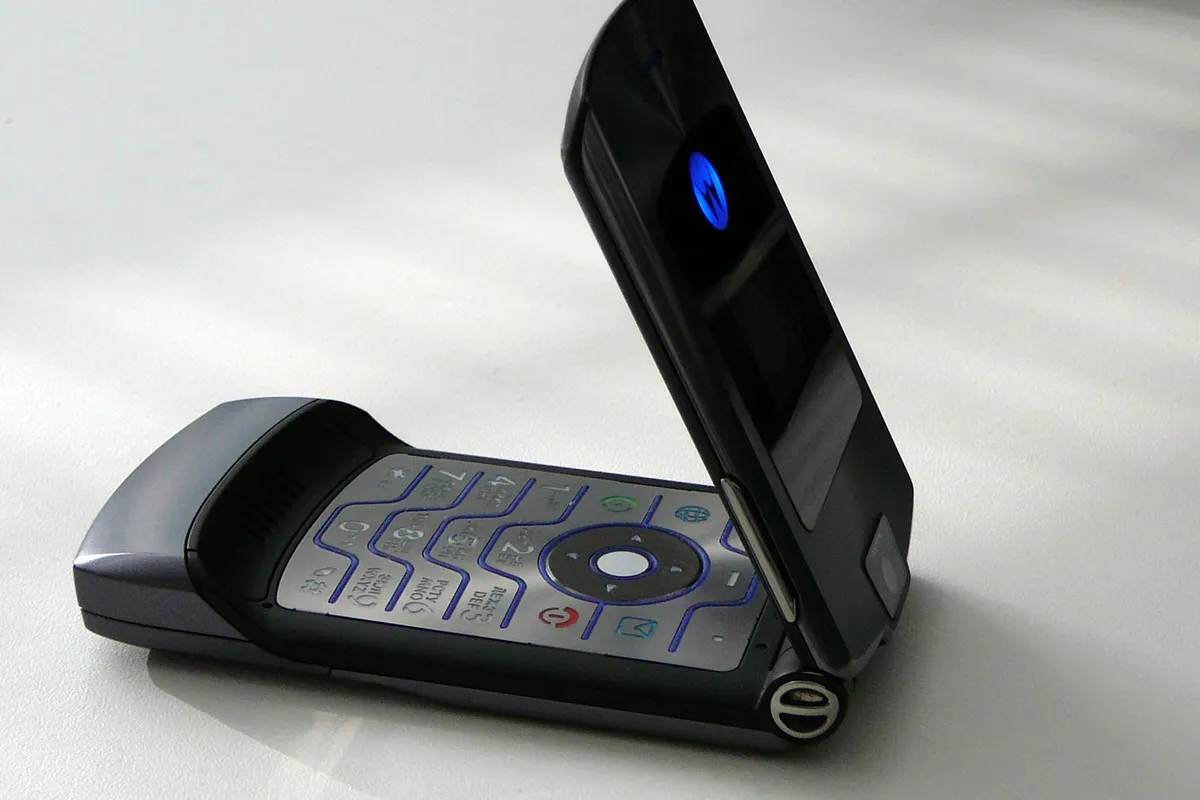 Motorola RAZR to be reborn as a foldable - and pricey - phone!