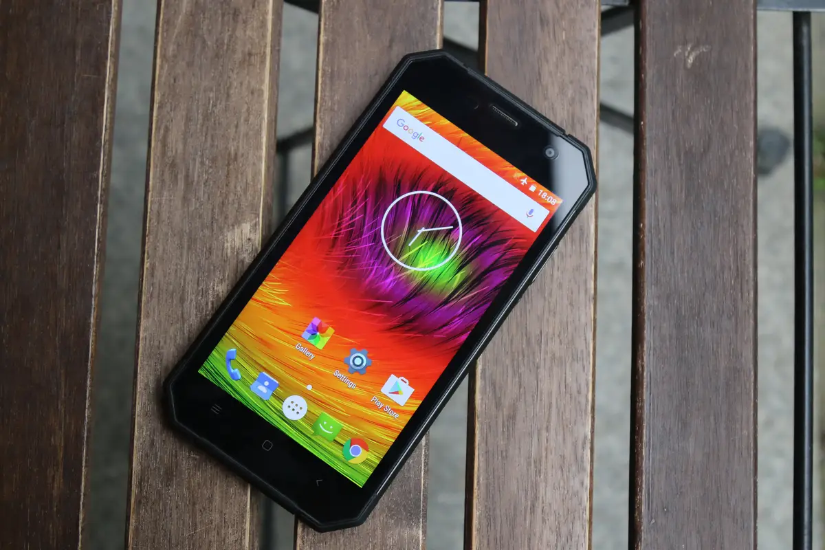 NOMU Promises High-End Hardware On Rugged S30