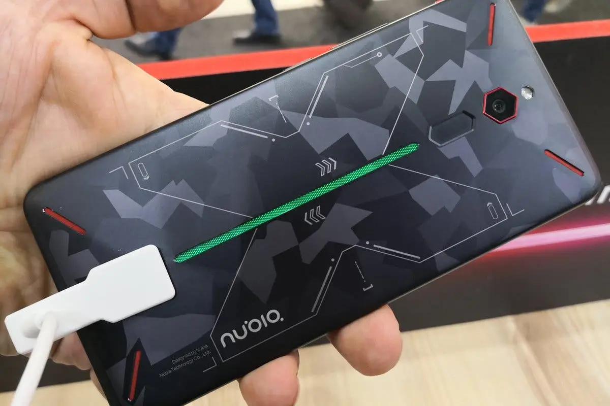 New Nubia Red Magic Device With SD845 & Shoulder Buttons Is In The Works