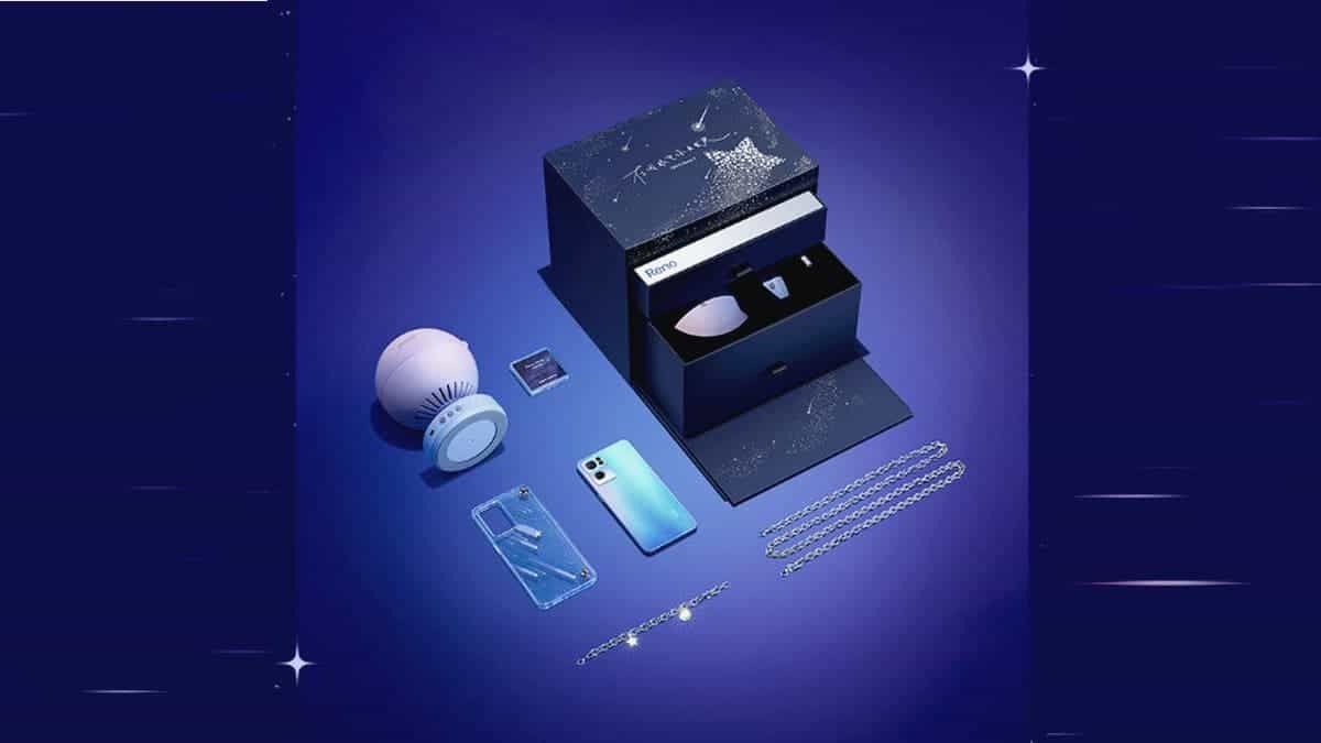 Oppo Reno7 series gift box brings special case and starry sky projection lamp