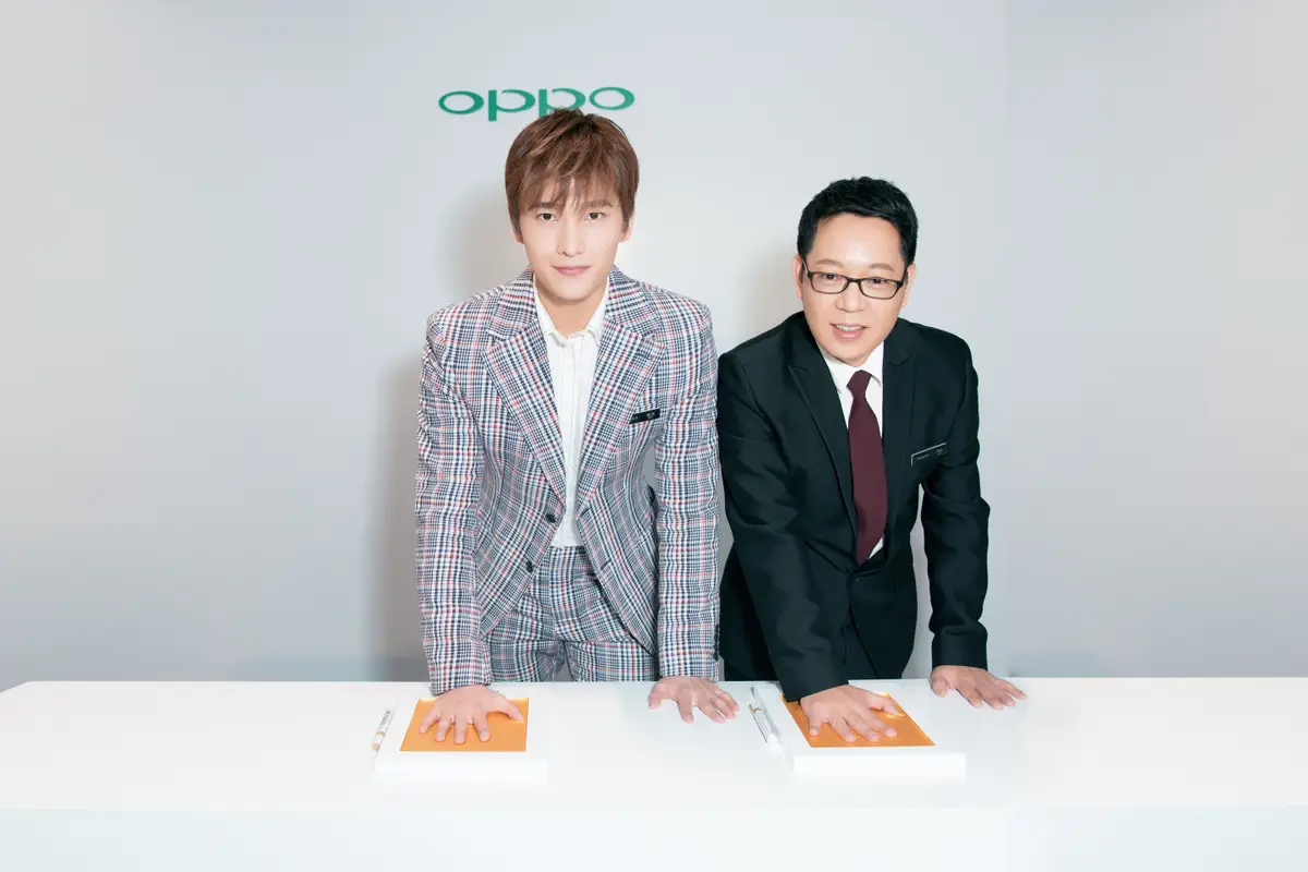 OPPO Officially Opens Its First Super Flagship Store In Shanghai