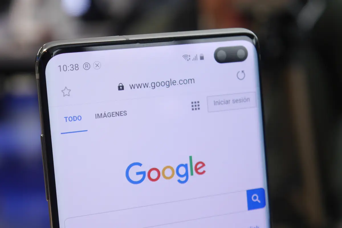 Samsung to upgrade the Galaxy S10 series on-screen fingerprint sensor