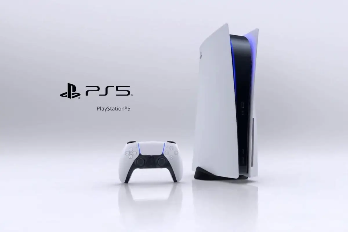 Here is the PS5 in all its glory, coming in two flavours