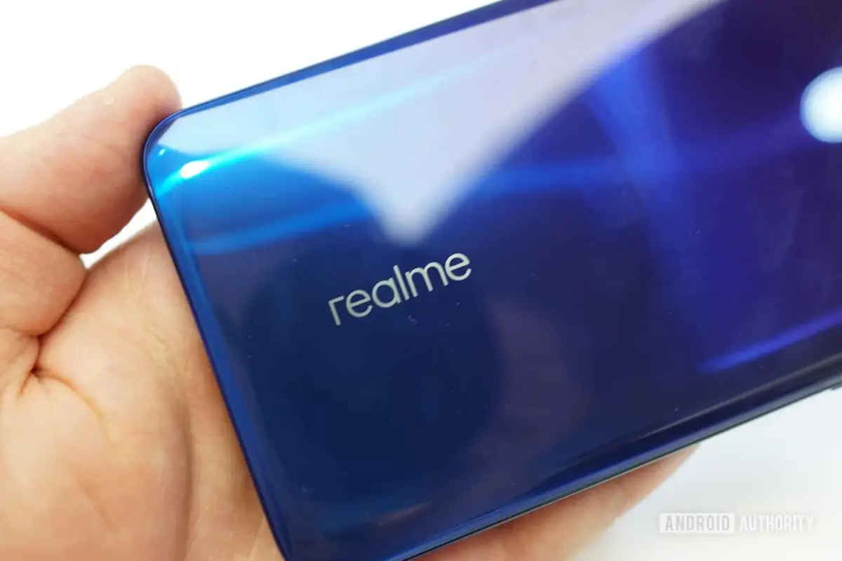 Realme 6i Appeared on GeekBench Along with 5G RMX 2063 Smartphone