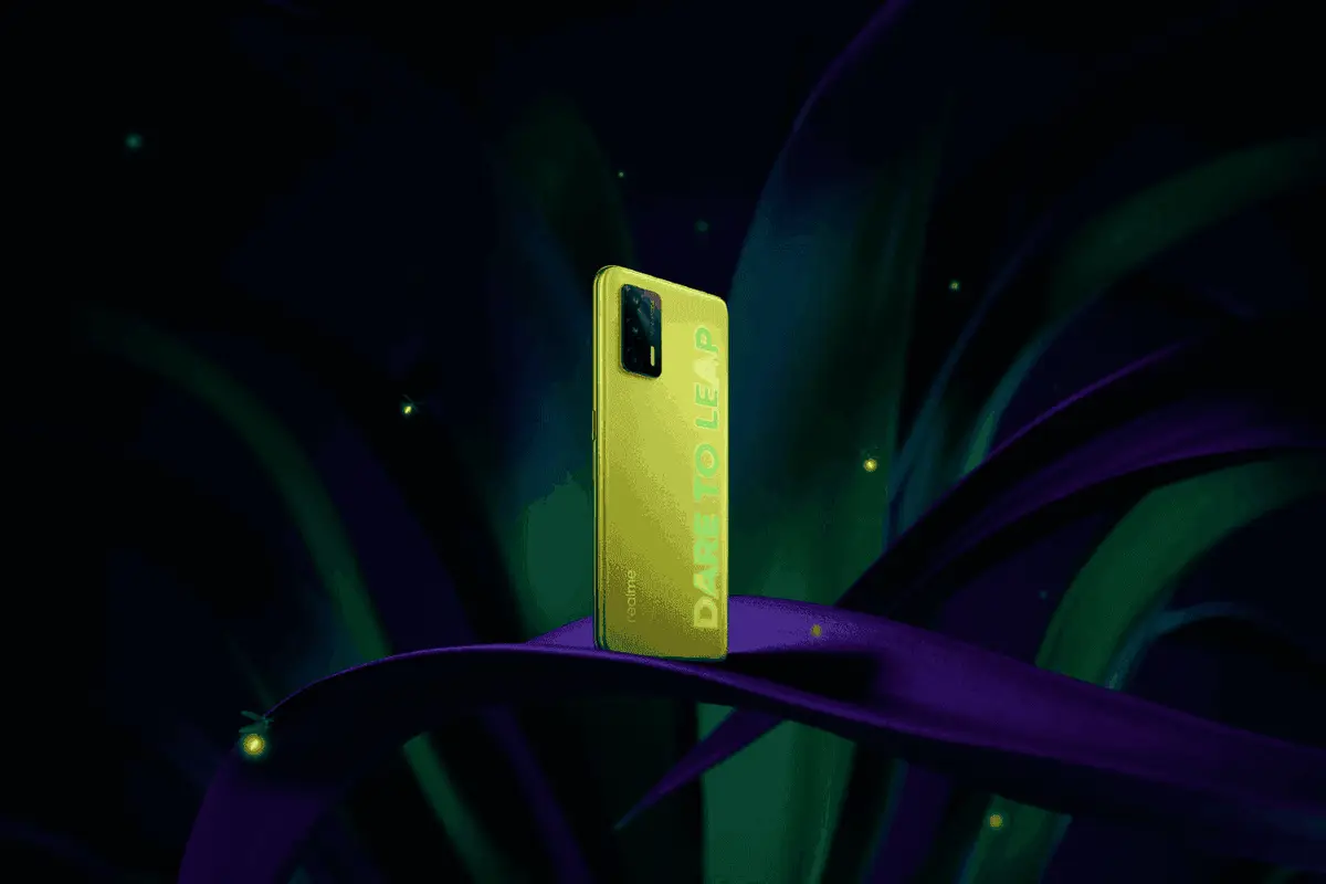Realme Q3 Pro full details leaks: uses a glowing "firefly" color scheme