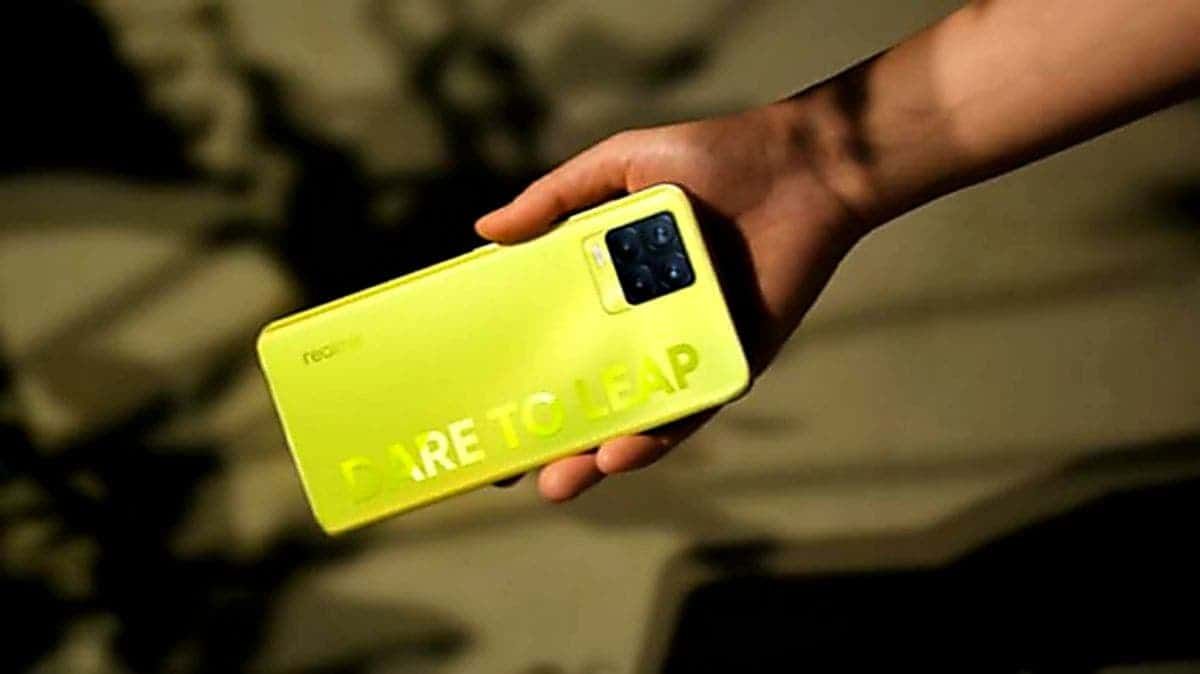 Realme 8 Pro gets new Illuminating Yellow colorway