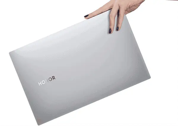 Honor MagicBook Flirts Publicly With AMD Processors