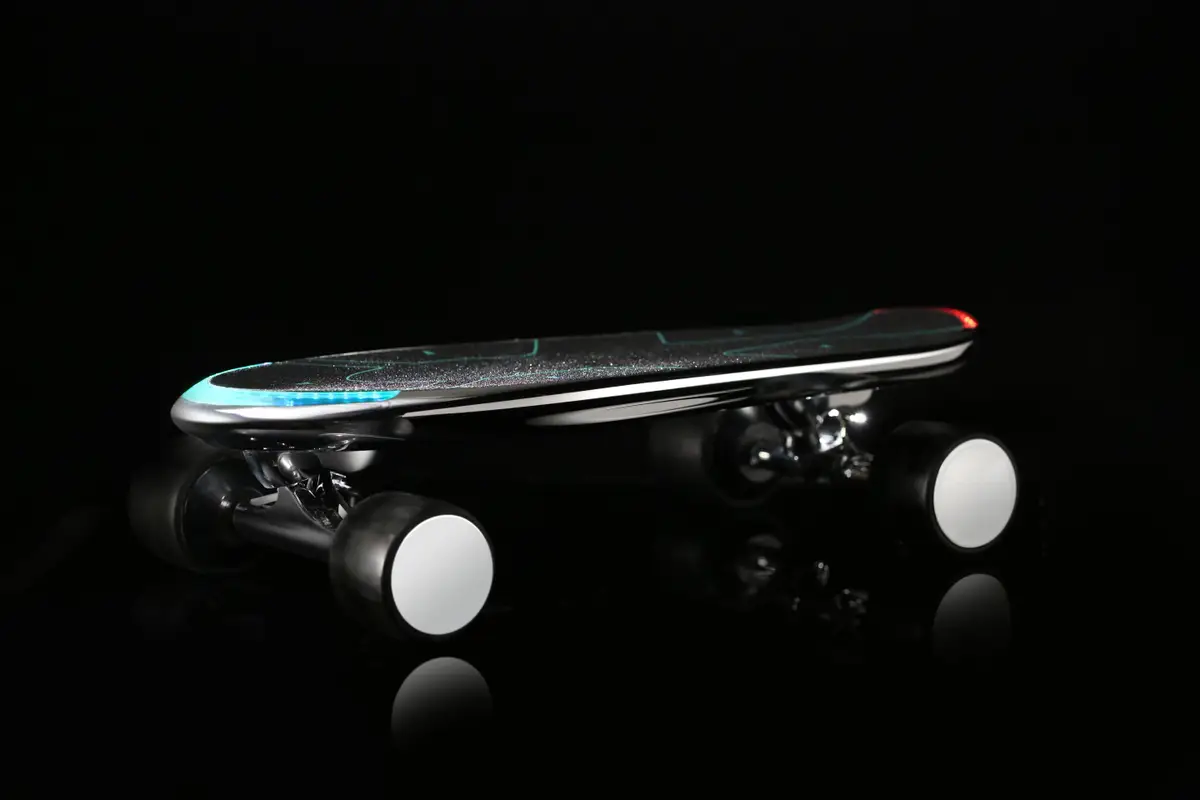 SPECTRA - The Most Portable and Intelligent E-Skateboard with 3D Posture Control System