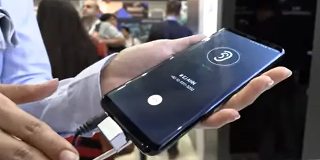 Galaxy S10 might ditch the traditional earpiece for under-display earpiece