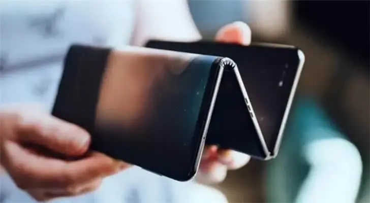 Samsung Galaxy Z exposure: 10-inch prototype similar to TCL's design