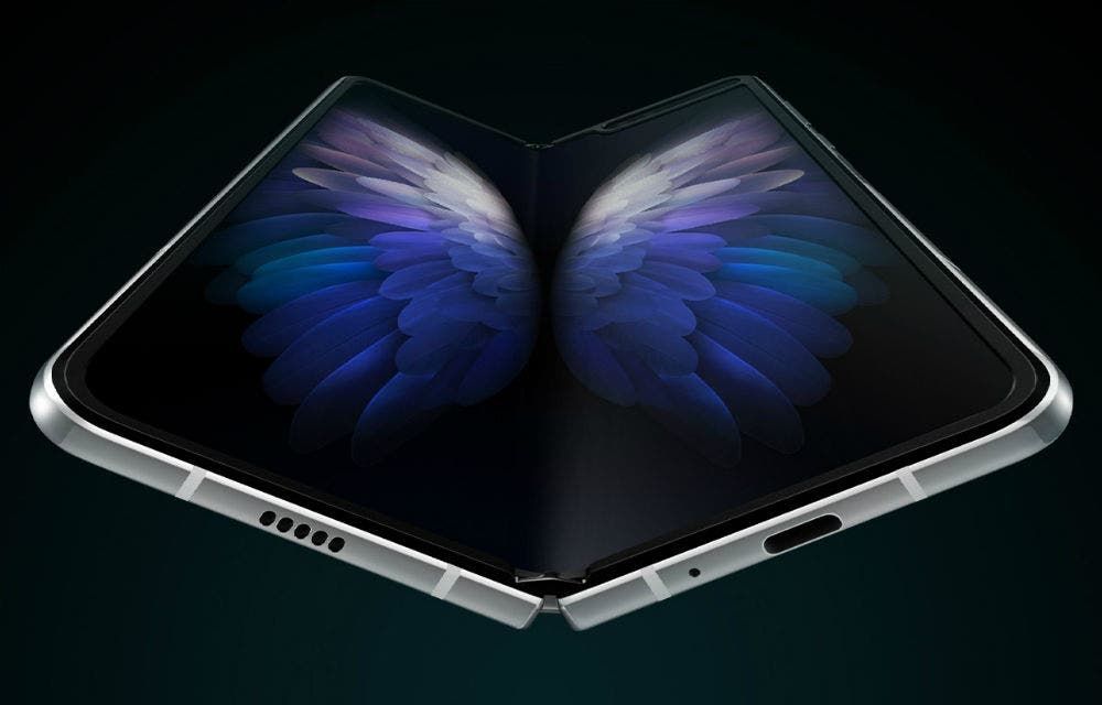 Samsung W20 5G foldable phone launched in China