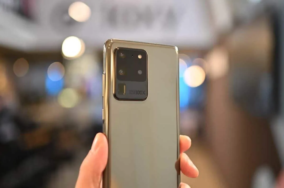 Samsung Galaxy S20 Ultra now costs less than the Galaxy S21 in the US
