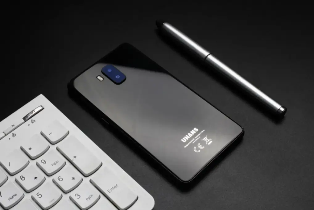 Video: This Is The Latest Bezelless Android Smartphone!