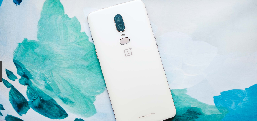 OnePlus 6 Beta update fix touch latency and brings Community App