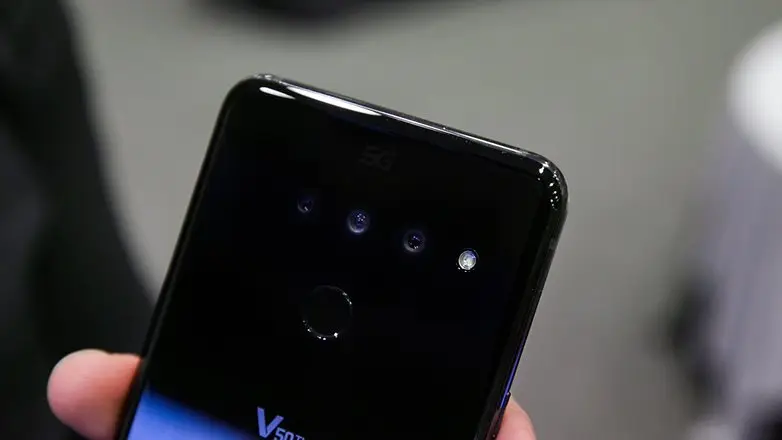 LG patents reveal plans for smartphones with triple-selfie cameras