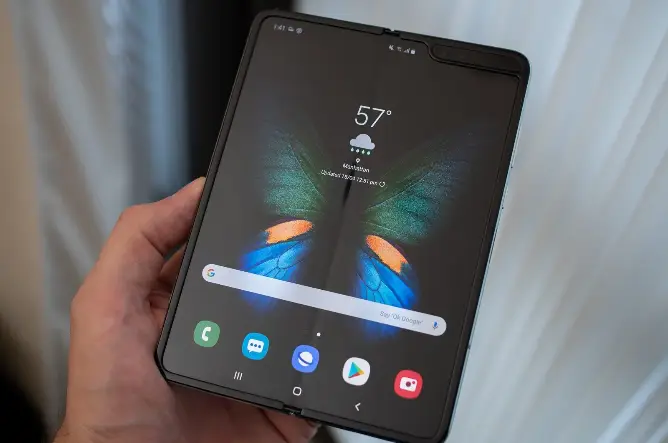 The Galaxy Fold has passed the tests internally, marketing is approaching
