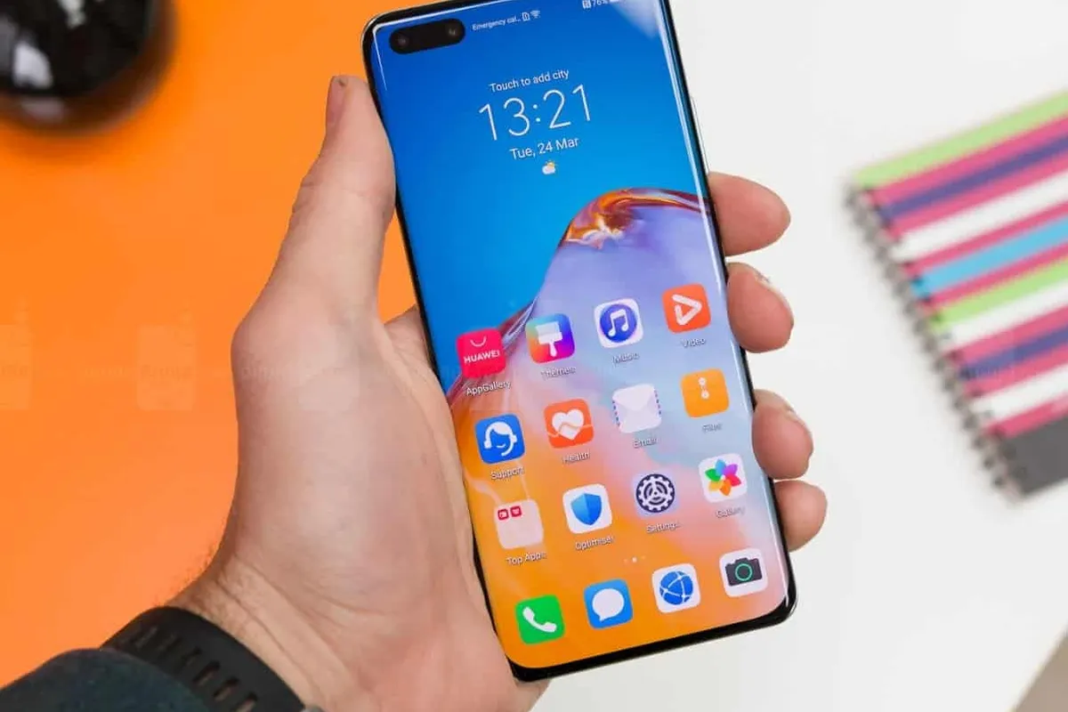 First look at the Huawei P40 running HarmonyOS 2.0 in a video