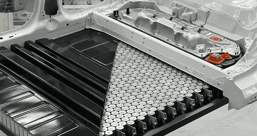 Will you sit on a Tesla 4680 battery to drive? Tesla will make you do it