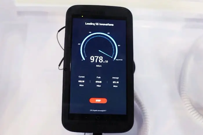 Breaking: ZTE show world's first 5G smartphone at MWC
