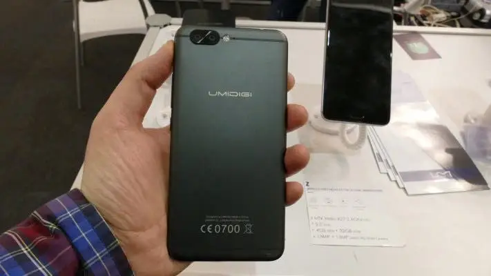 Dual Camera UMi Digi Z Pro Launched at MWC