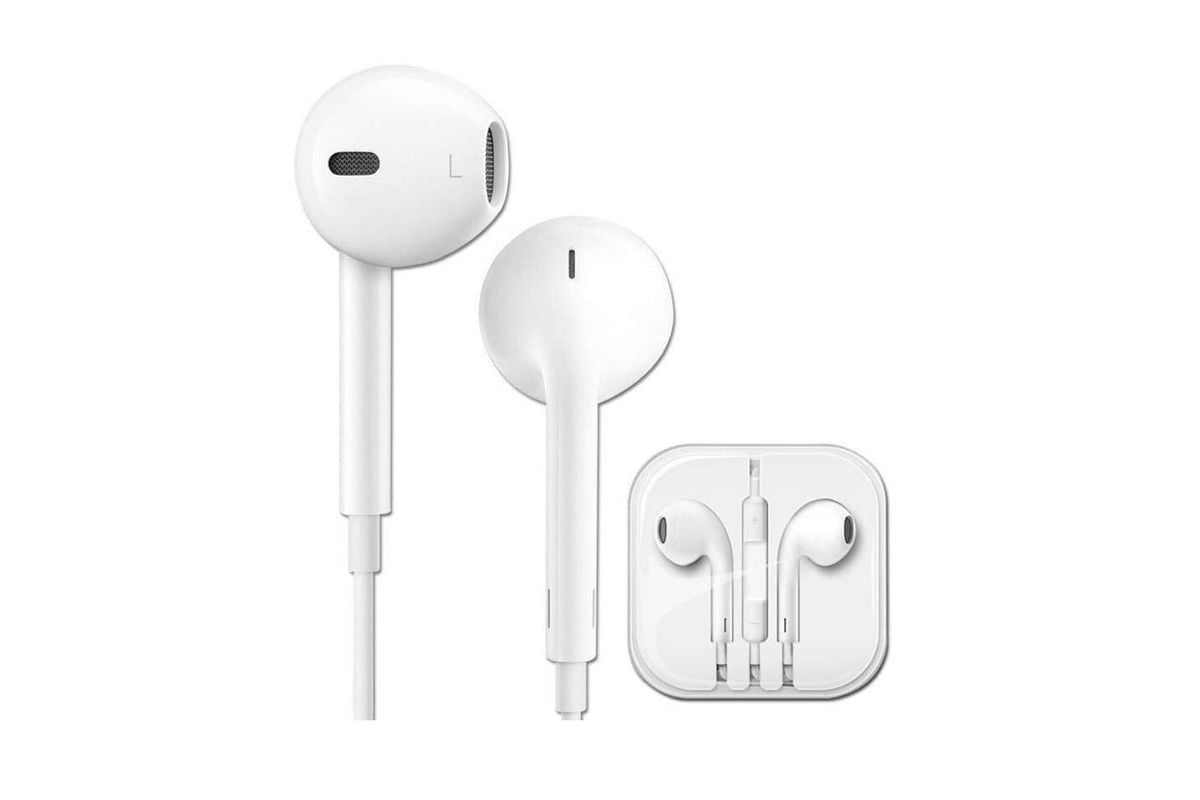 Original Apple Accessories on Sale at Movilshacks - Starting at 8.79€