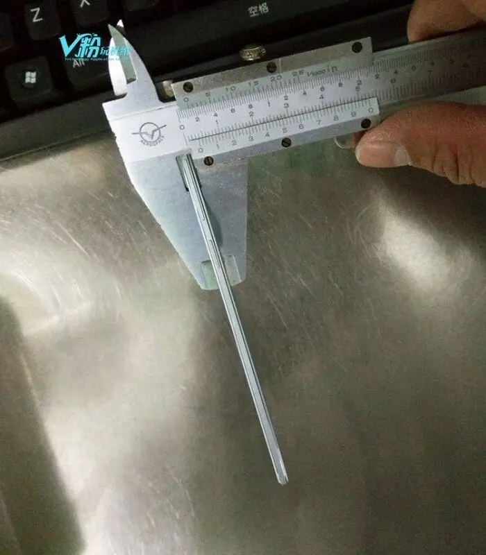 First real spy photos of the worlds thinnest smartphone