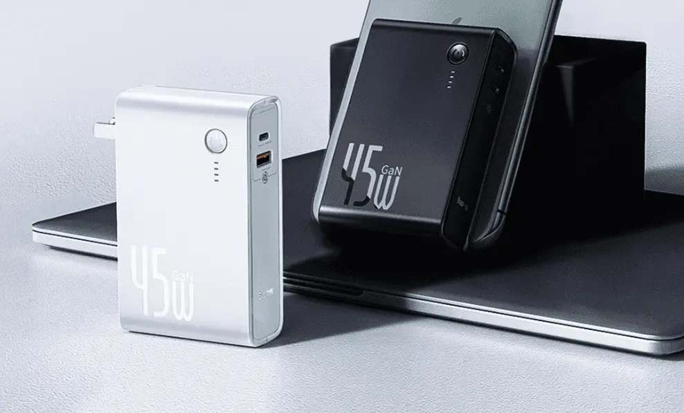 Xiaomi GaN 2-in-1 10,000 mAh power bank with a foldable pin released