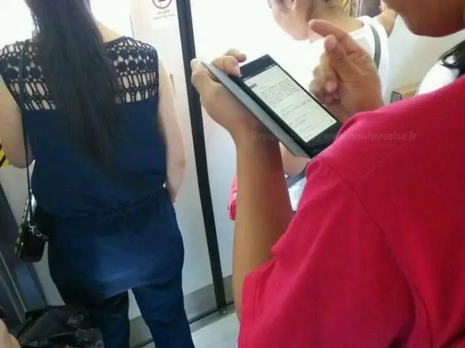 Xiaomi Mi3 caught in the wild once again!