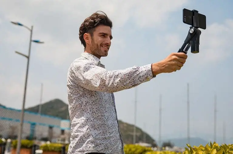 Xiaomi launches 3-axis Shooting Stabilizer for smartphones