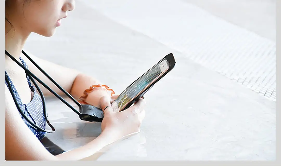 Xiaomi Releases A Waterproof Phone Case For 6-inch Devices & Below