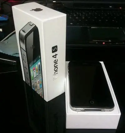 China Unicom To Get iPhone 4S by the end of the year!