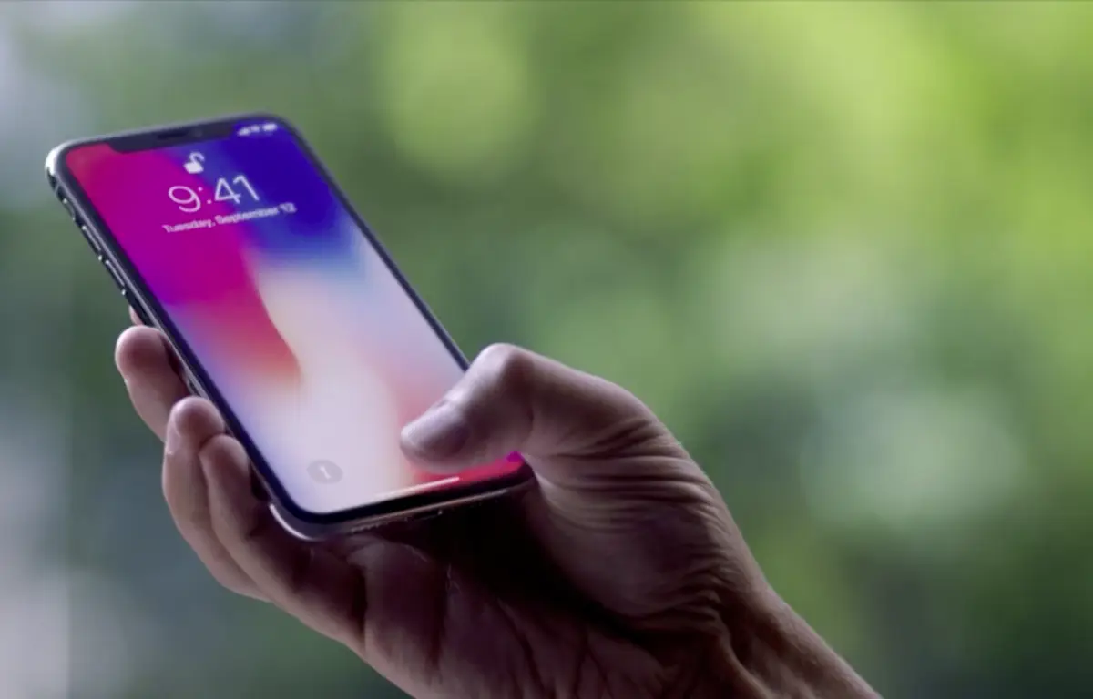 The iPhone X will reach fourteen more countries in two weeks